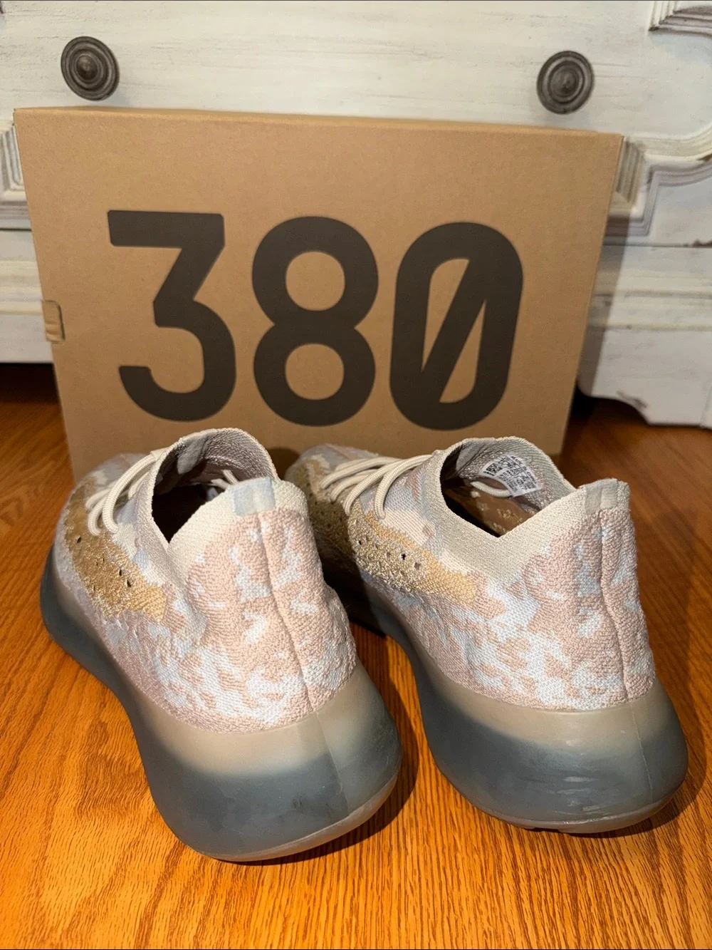 Adidas  Men’s Yeezy Boost 380  Size US 11